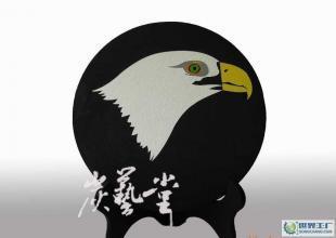 湖南活性炭雕“瞭望” 融環保與藝術于一體的特色工藝品